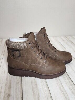 NIB Blowfish Kinsley Boots